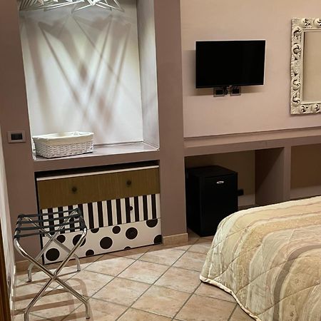 Villa Mariposa Nettuno Eksteriør billede